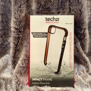 Tech21 phone case impact frame .